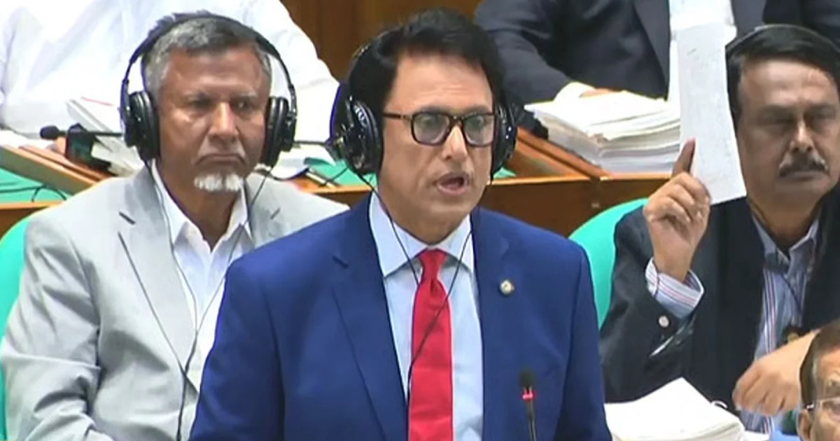 বিতর্কিত মন্তব্যের পর সংসদে দুঃখ প্রকাশ শিক্ষামন্ত্রীর