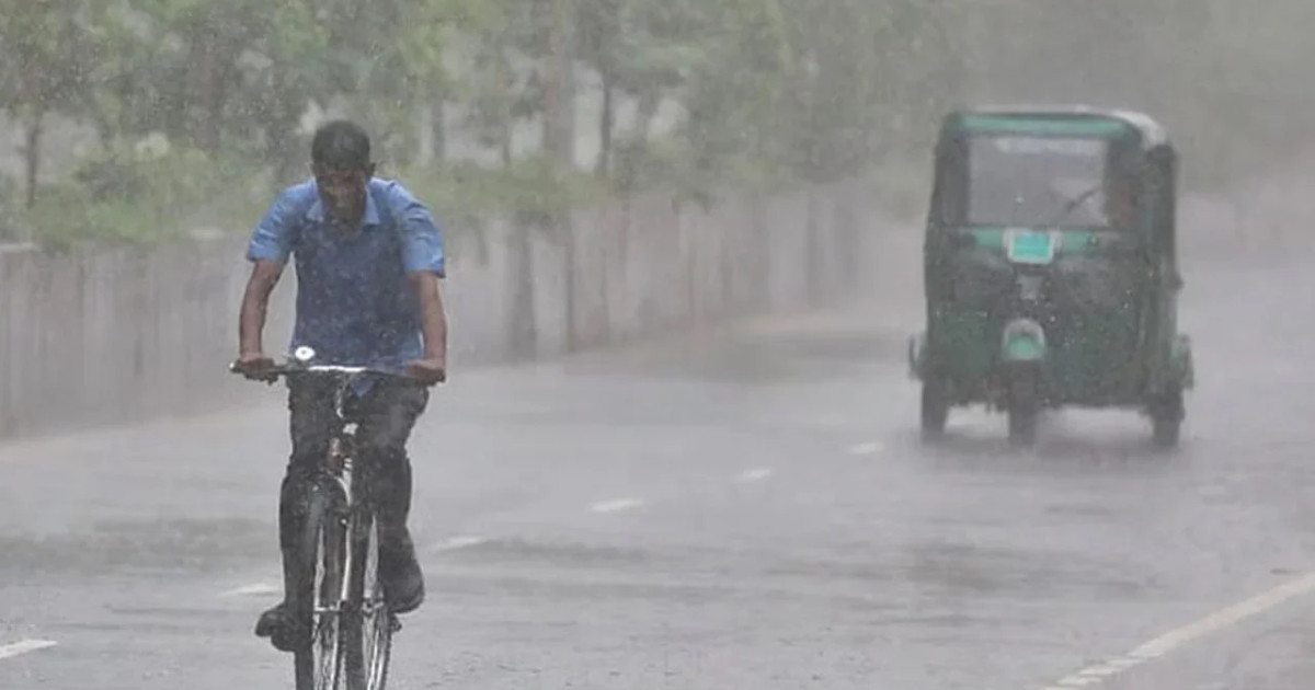 সপ্তাহজুড়ে ভারী বৃষ্টির সতর্কবার্তা, উত্তরাঞ্চলে ফের বন্যার শঙ্কা