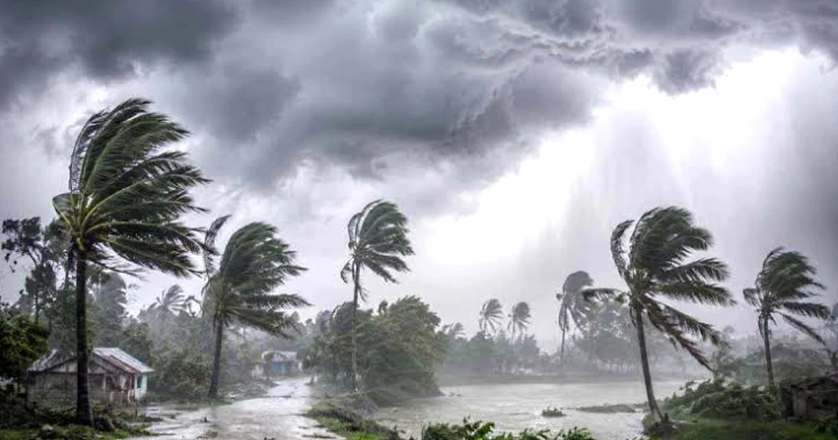 রাতে ৬ জেলায় ঝড়-বৃষ্টির সম্ভাবনা, ৬০ কিমি বেগে দমকা হাওয়া