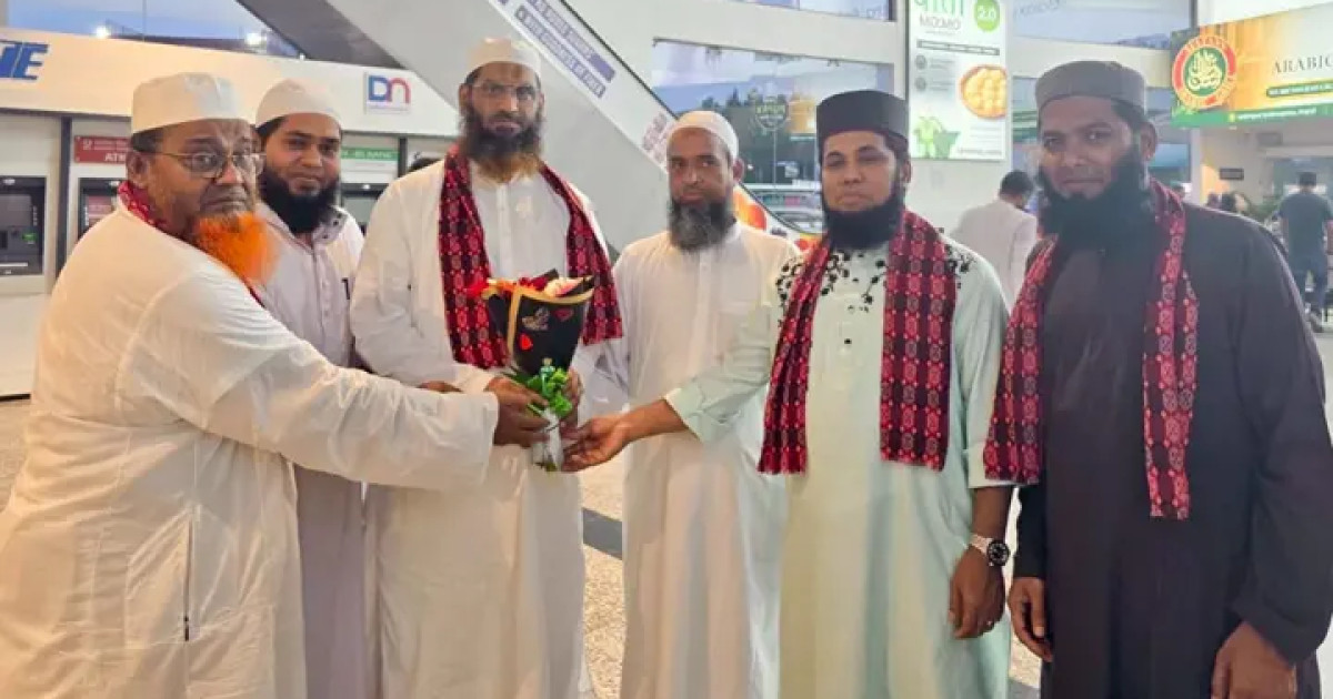 https://www.prothomdorpan.com.monirulbd.com/admin/fav-icon-logo/image/1761146741.250..125.jpg