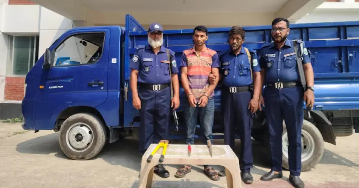 রাজশাহীতে আন্তঃজেলা গরু চোরের হোতা গ্রেপ্তার